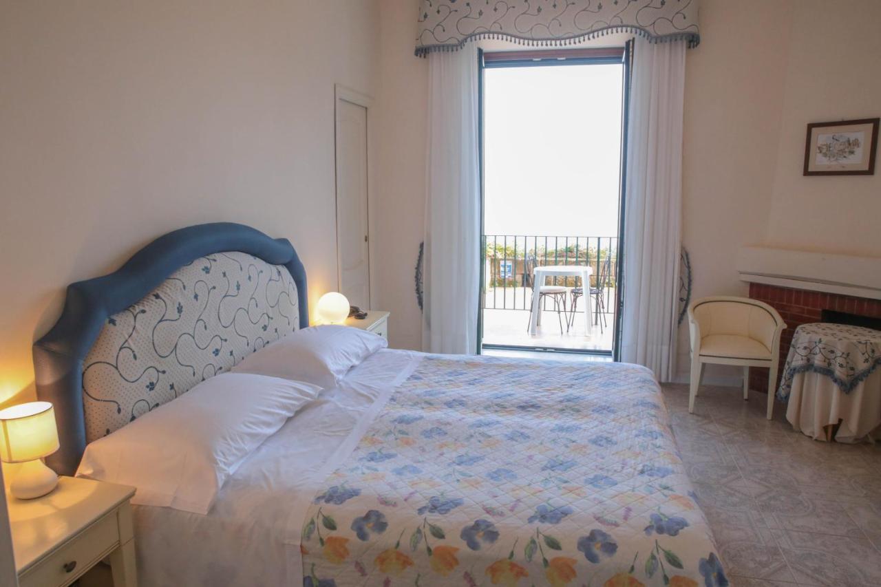Hotel La Badia Península Sorrentina Exterior foto